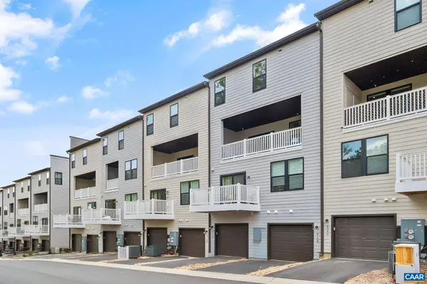 610 NOUSH CT #B, Charlottesville, VA 22911