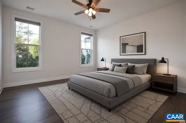 327 CLAIBOURNE RD, Crozet, VA 22932