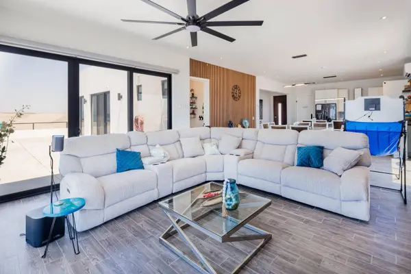 117 Playa Paloma, Santo Tomas,