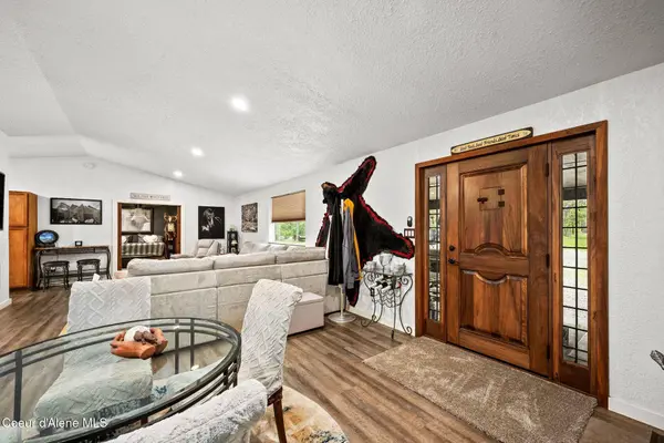 7777 Kelso Lake RD, Priest River, ID 83856