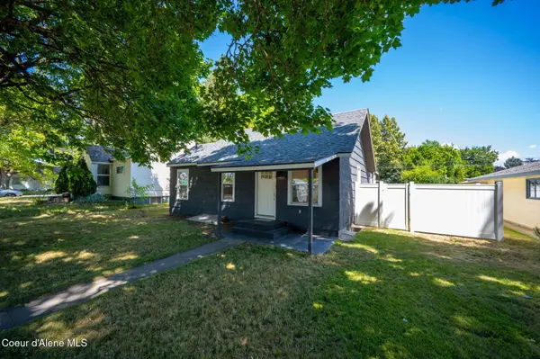 2018 N 5th ST, Coeur d'Alene, ID 83814