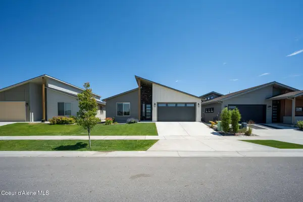 1490 W Moselle Dr, Coeur d'Alene, ID 83814