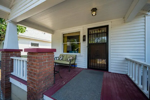 1717 N Cleveland Ave, Spokane, WA 99205