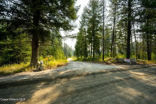 7011 Kelso Lake RD, Athol, ID 83801
