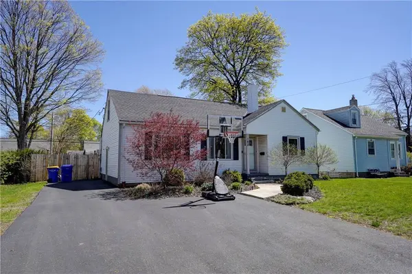 162 Nantucket Rd, Rochester, NY 14626