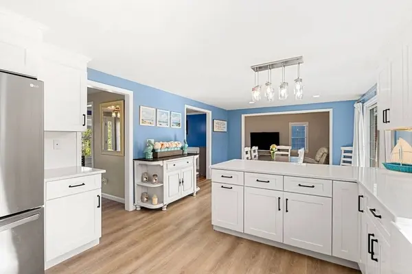 270 Morgan Rd, Northbridge, MA 01588