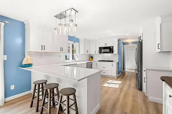 270 Morgan Rd, Northbridge, MA 01588