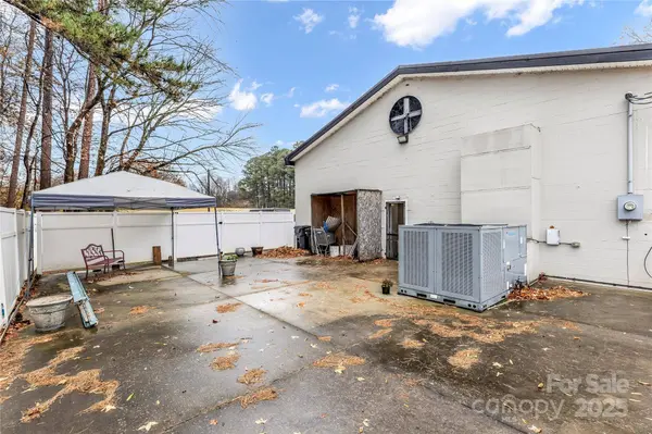 1008 N Main ST, China Grove, NC 28023