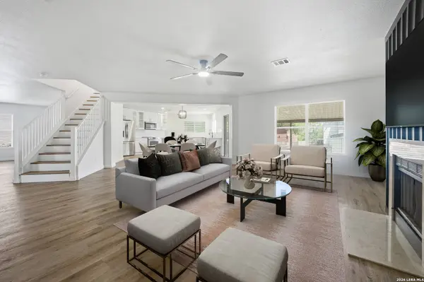 2704 ASHLEY MDW, Schertz, TX 78154