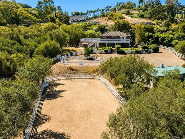20020 Elfin Forest RD, Escondido, CA 92029