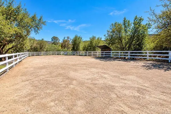 20020 Elfin Forest RD, Escondido, CA 92029