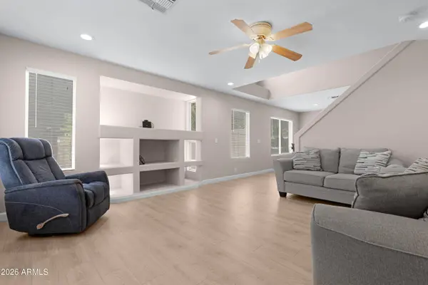 2500 E ORCHID Lane, Gilbert, AZ 85296