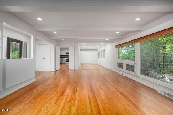508 Hawthorne LN, Chapel Hill, NC 27517