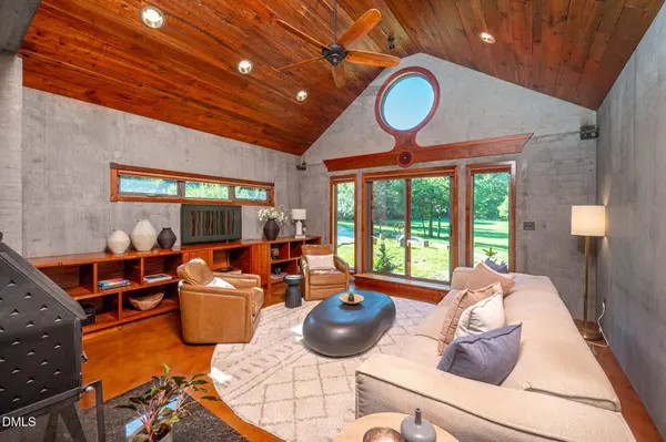 319 Wrights WAY, Pittsboro, NC 27312