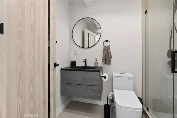 10804 Paso Robles, Granada Hills, CA 91344