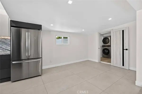10806 Paso Robles, Granada Hills, CA 91344