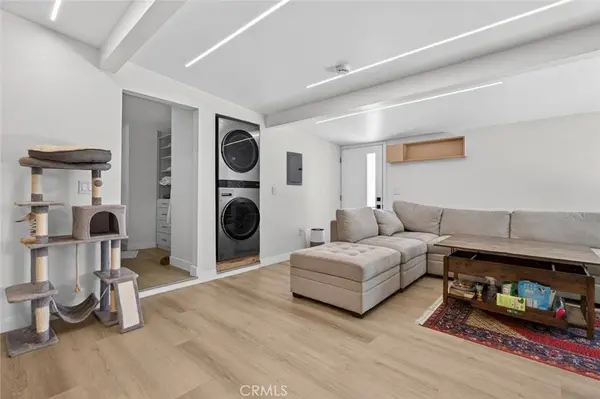 10804 Paso Robles, Granada Hills, CA 91344