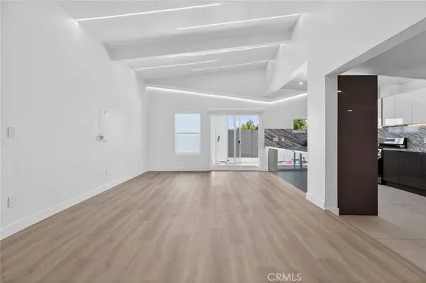 10806 Paso Robles, Granada Hills, CA 91344