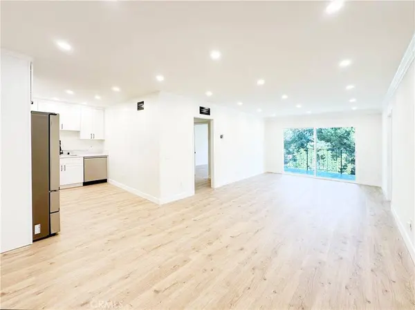 500 Jackson PL #306