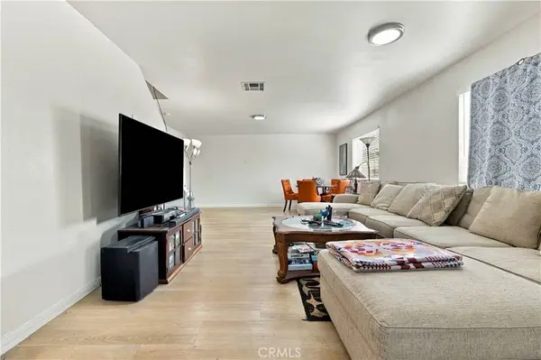 14839 Sylvan ST, Van Nuys, CA 91411