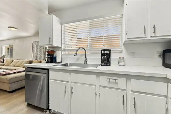 14839 Sylvan ST, Van Nuys, CA 91411