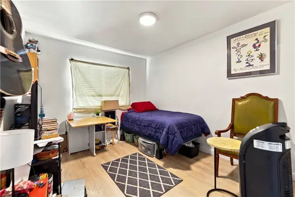14839 Sylvan ST, Van Nuys, CA 91411