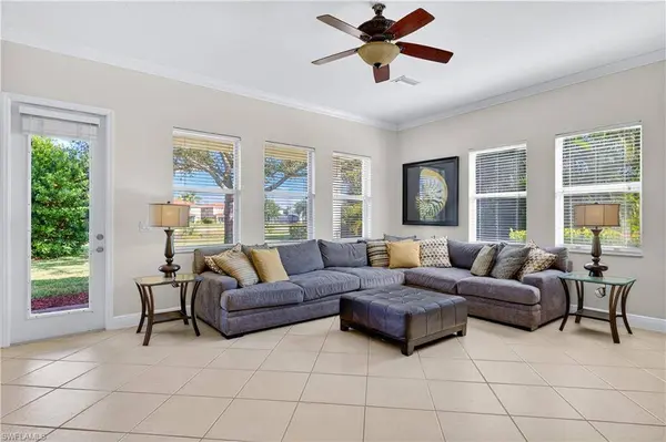 2212 Vardin PL, Naples, FL 34120