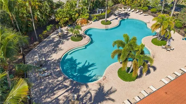 2212 Vardin PL, Naples, FL 34120