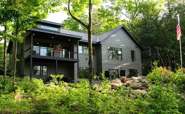 9710W Chippewa Flowage RD, Couderay, WI 54828