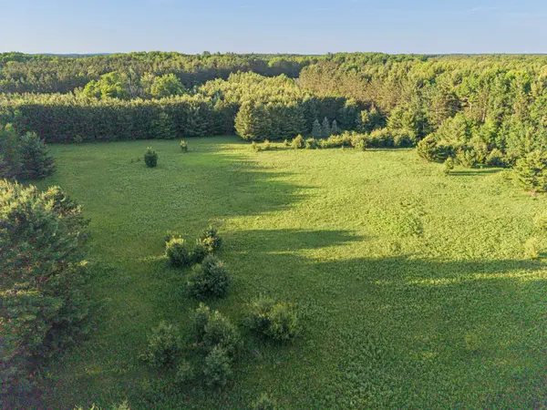 12158W Twin Lake RD, Hayward, WI 54843
