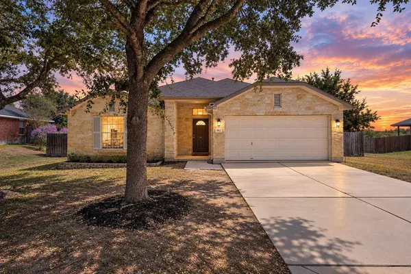 882 Shadow Creek BLVD