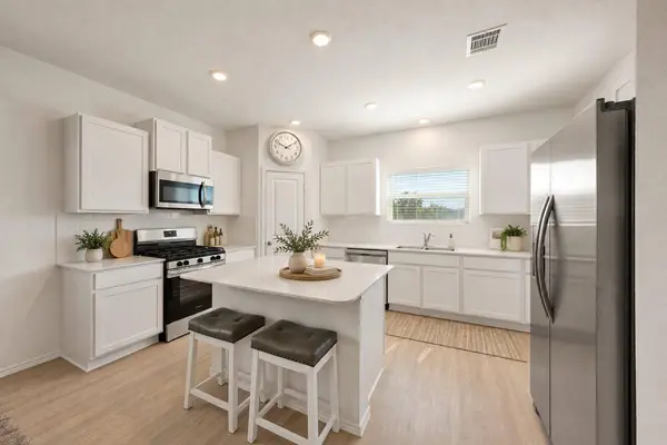 104 Vista Park LN, Georgetown, TX 78628