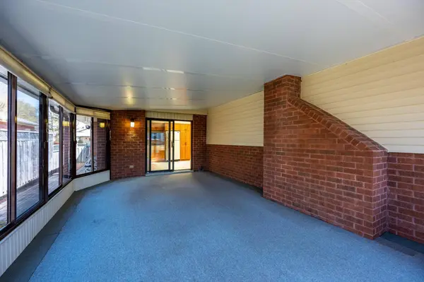 22 Saddy CRES, London East, ON N5V 3W1