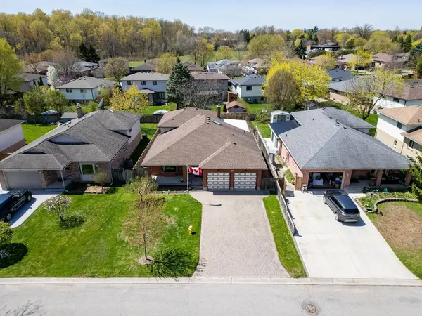 22 Saddy CRES, London East, ON N5V 3W1