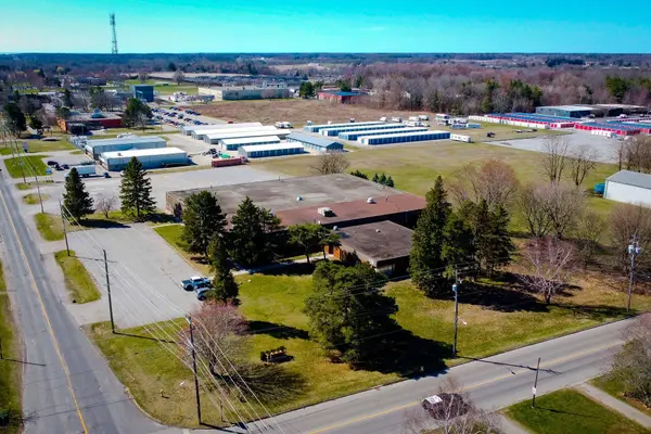 620 Ireland RD, Norfolk, ON N3Y 4K2