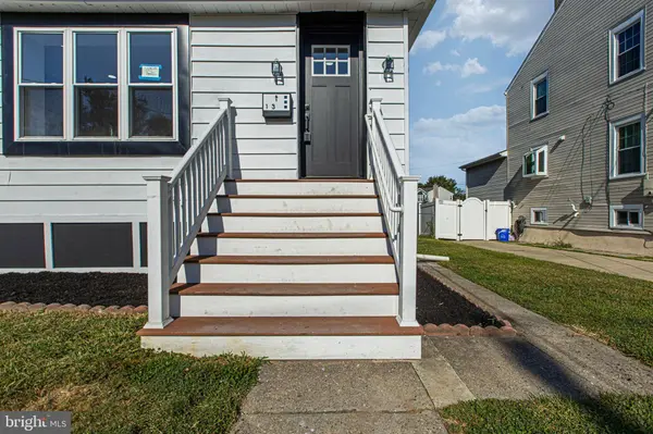 113 CENTRE, Mount Ephraim, NJ 08059