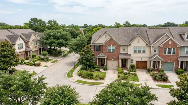 Exploring the Types of Homes for Sale in Friendswood, TX,Cindy Kipling