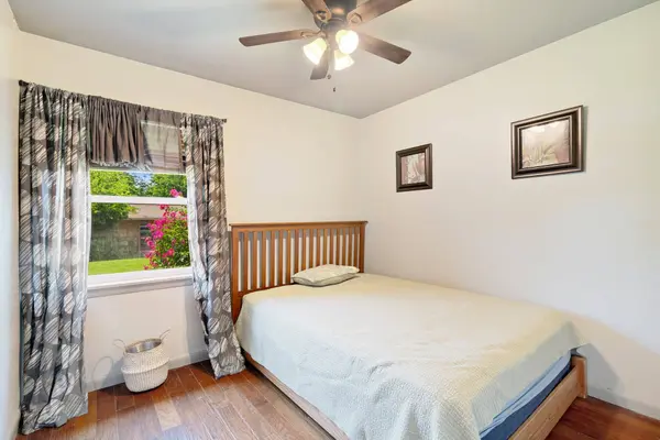 2255 Bella Vista DR, Paris, TX 75460