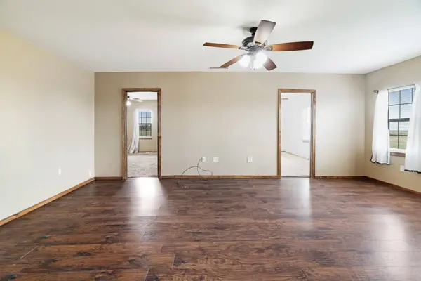 1473 CR 23900, Brookston, TX 75421