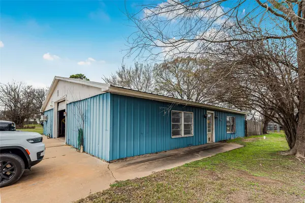 124 12th ST, Somerville, TX 77879