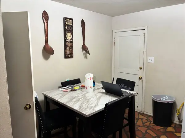 1930 Palm ST, La Marque, TX 77568