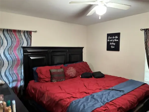 1930 Palm ST, La Marque, TX 77568
