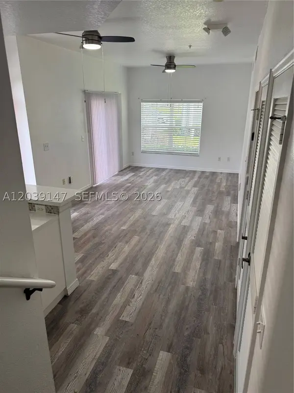 4006 Santa Maria Dr #108, Kissimmee, FL 34741