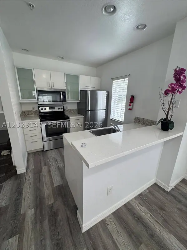 4006 Santa Maria Dr #108, Kissimmee, FL 34741