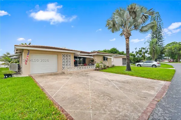 7111 NW 58th St, Tamarac, FL 33321
