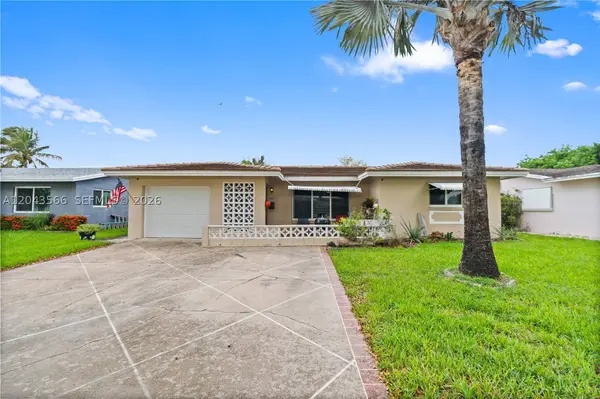 7111 NW 58th St, Tamarac, FL 33321