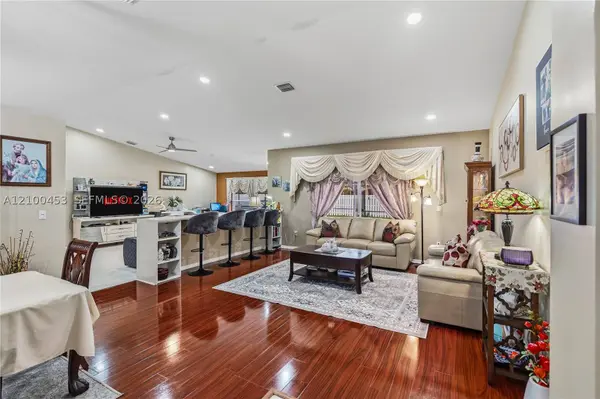 1130 NW 133rd Ter, Sunrise, FL 33323
