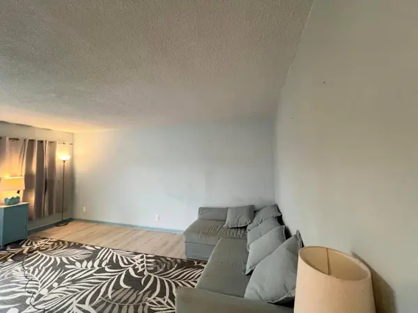 1551 N 12th CT #10b, Hollywood, FL 33019