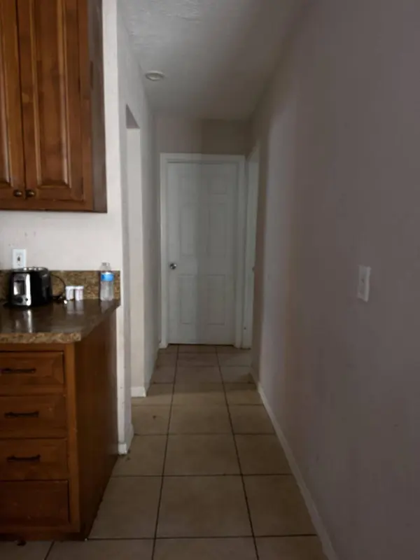 1807 Douglas ST S, Lake Worth Beach, FL 33460