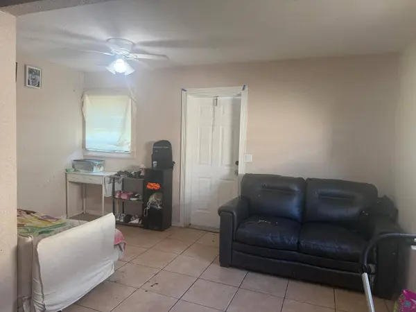 1807 Douglas ST S, Lake Worth Beach, FL 33460